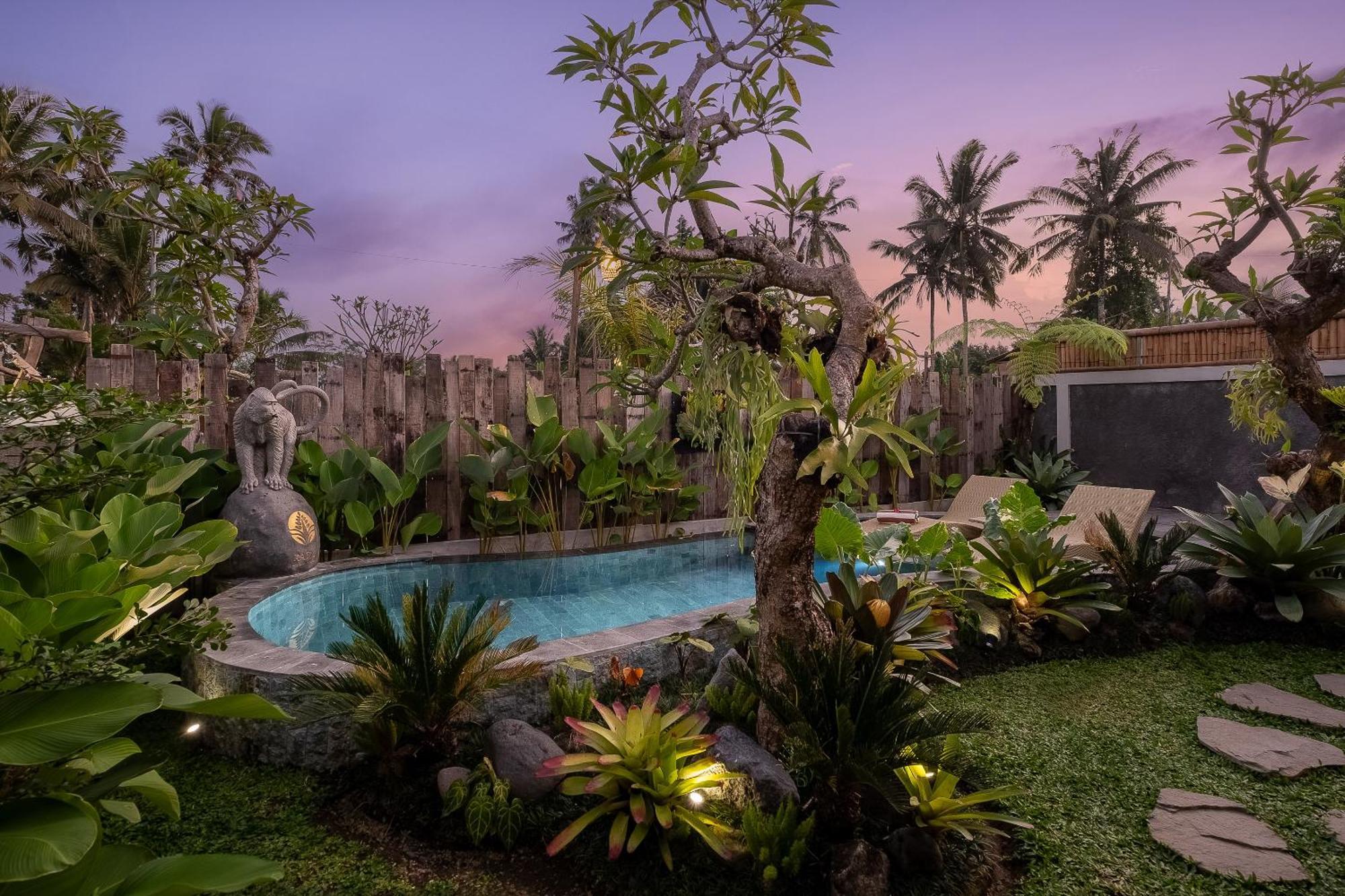 Ratni Ubud Villa Exterior photo