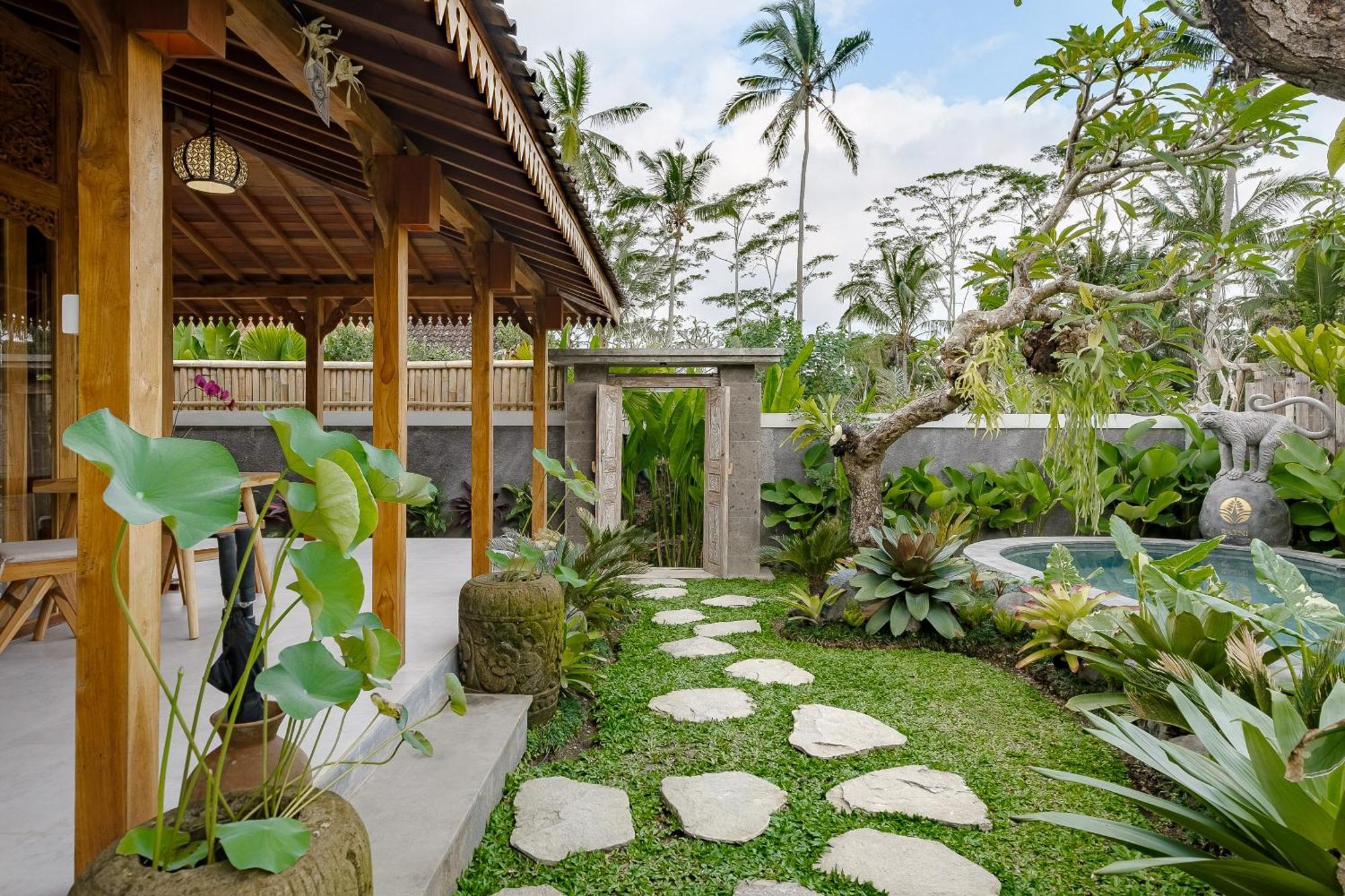 Ratni Ubud Villa Exterior photo
